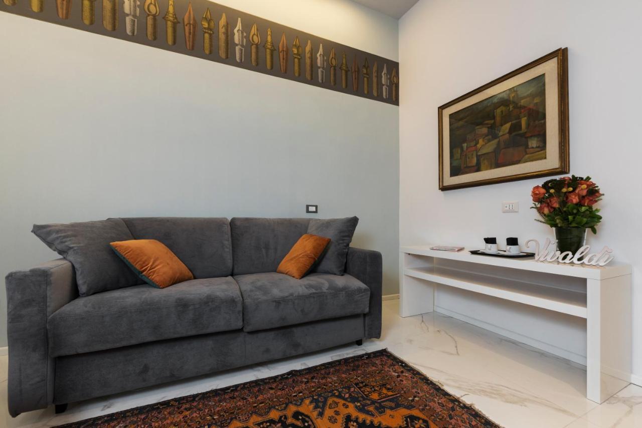 Cavour Suites Guest House Roma Exterior foto