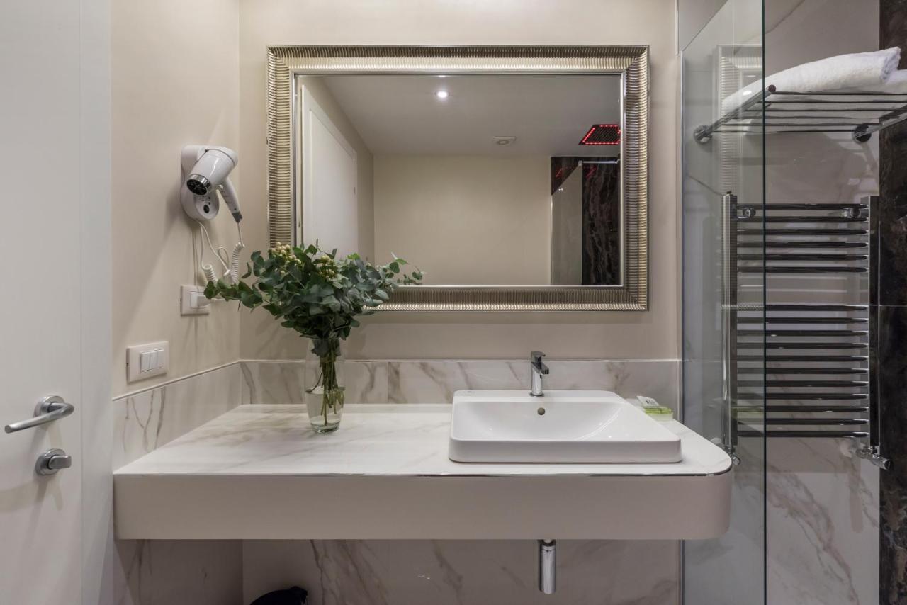 Cavour Suites Guest House Roma Exterior foto