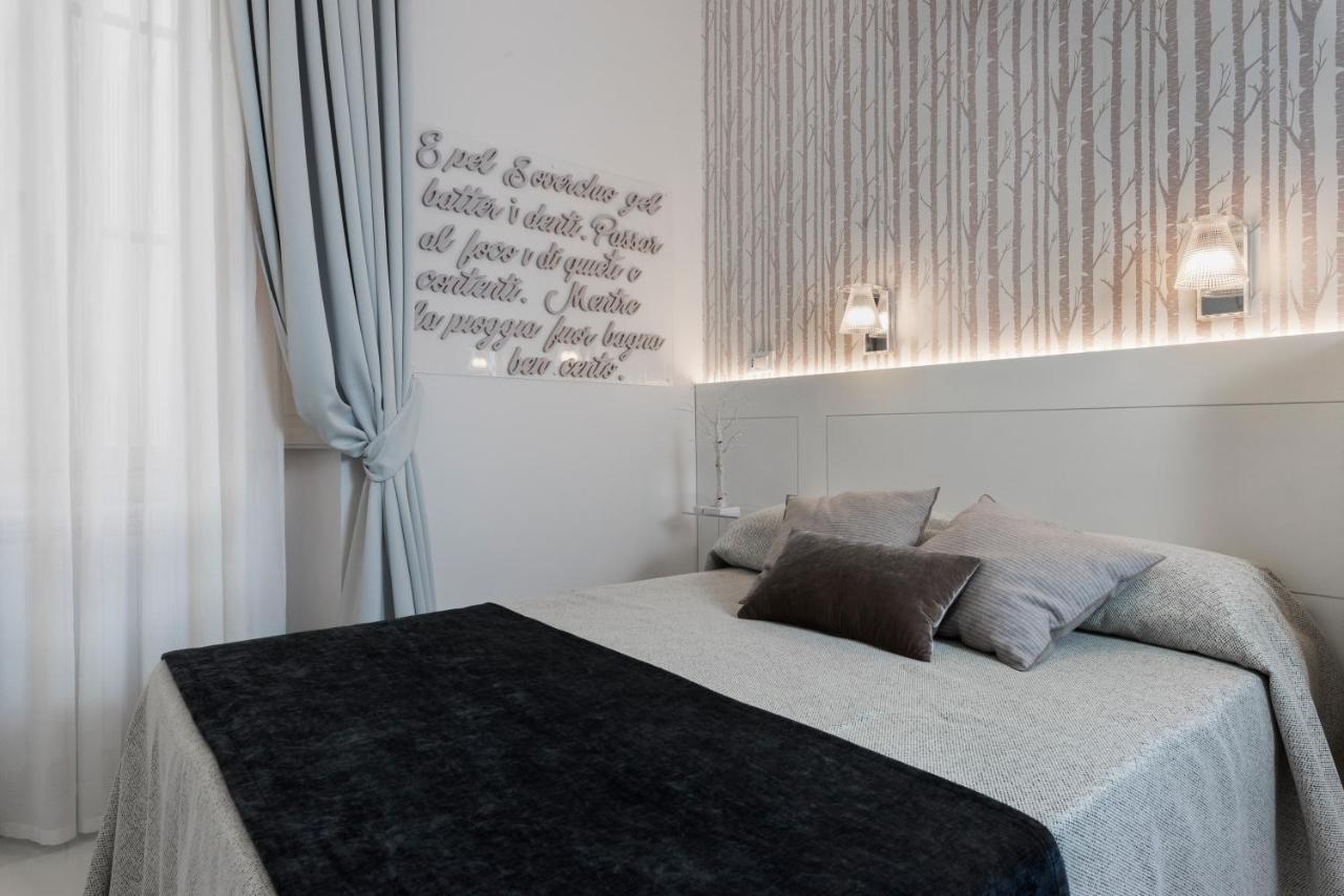 Cavour Suites Guest House Roma Exterior foto